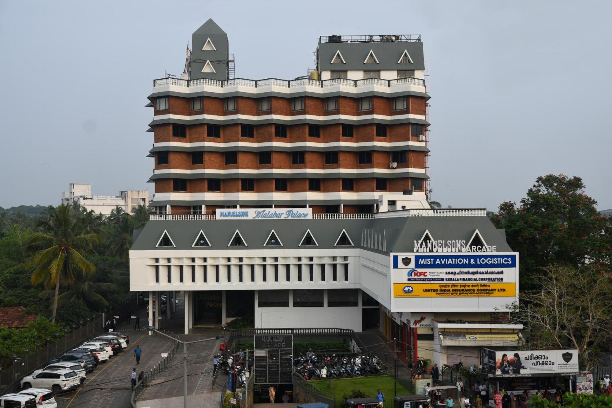 Manuelsons Malabar Palace Kozhikode Exterior photo