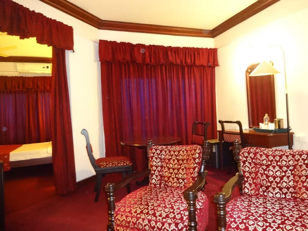 Manuelsons Malabar Palace Kozhikode Exterior photo